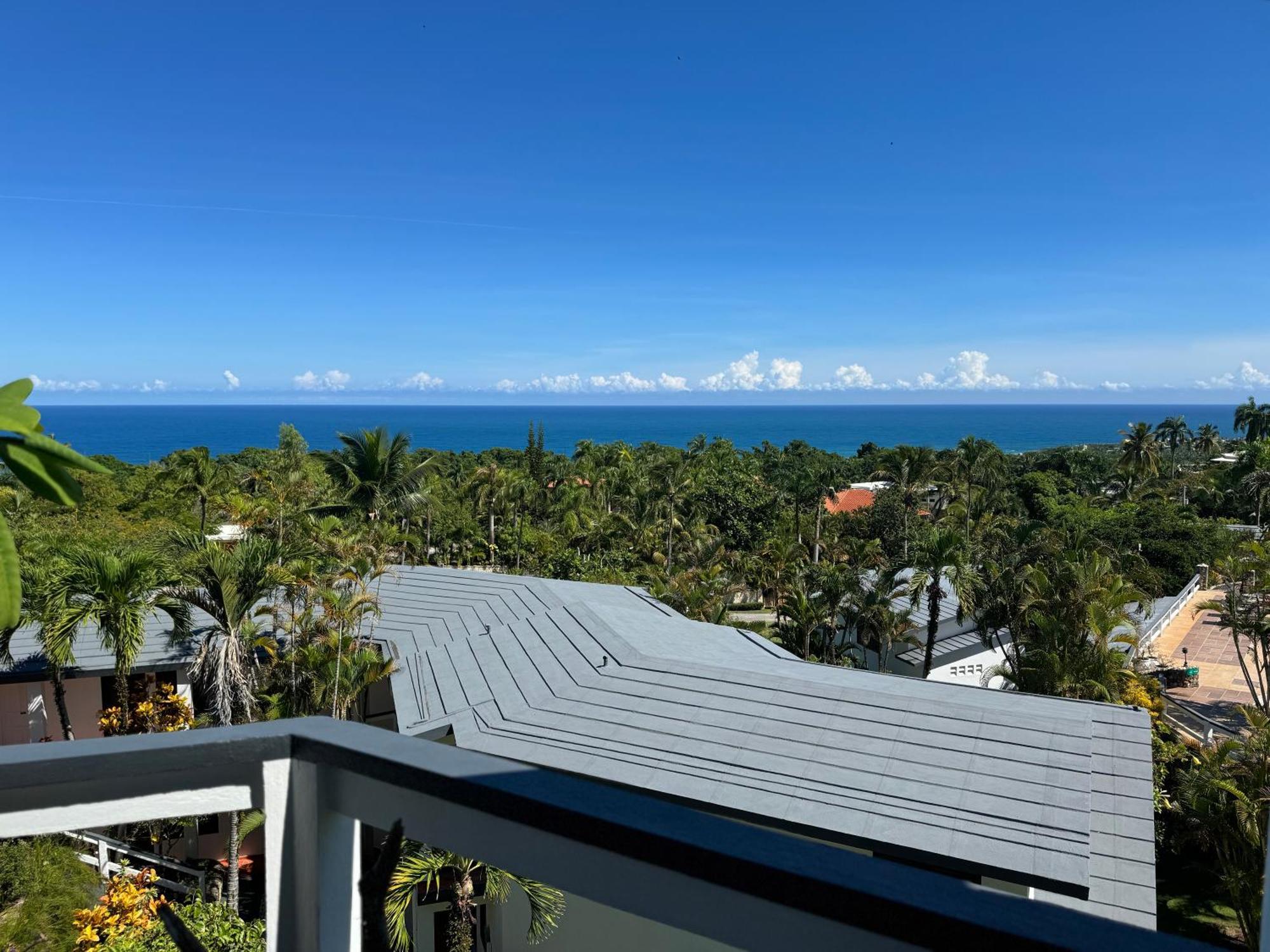 Catalina, Cabrera Oceanview Multi 2 Bd 2 Bath Condo Units With Balcony And Pool Exterior photo