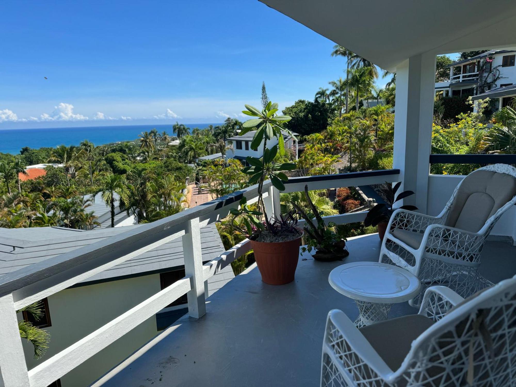 Catalina, Cabrera Oceanview Multi 2 Bd 2 Bath Condo Units With Balcony And Pool Exterior photo