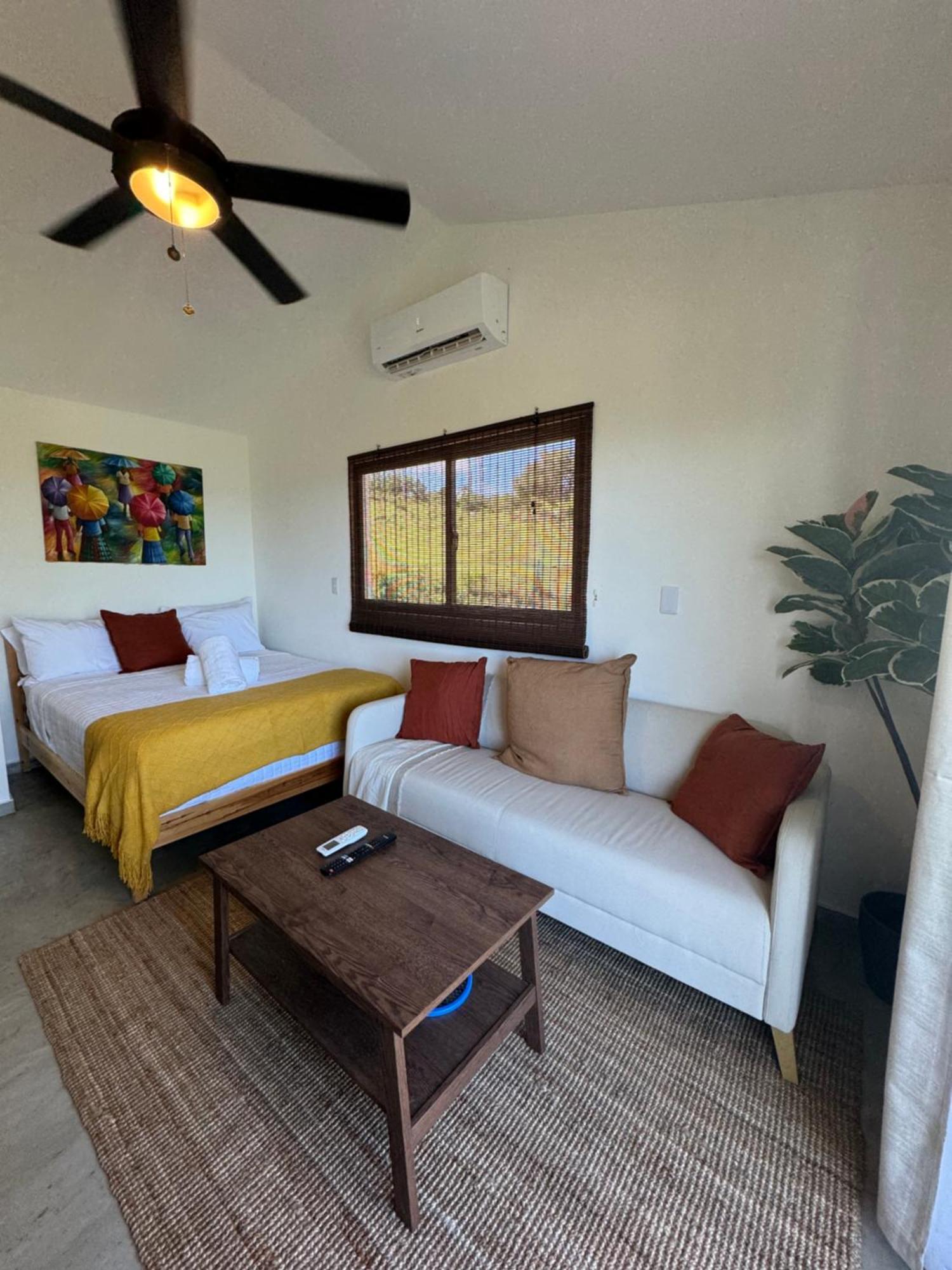 Catalina, Cabrera Oceanview Multi 2 Bd 2 Bath Condo Units With Balcony And Pool Exterior photo